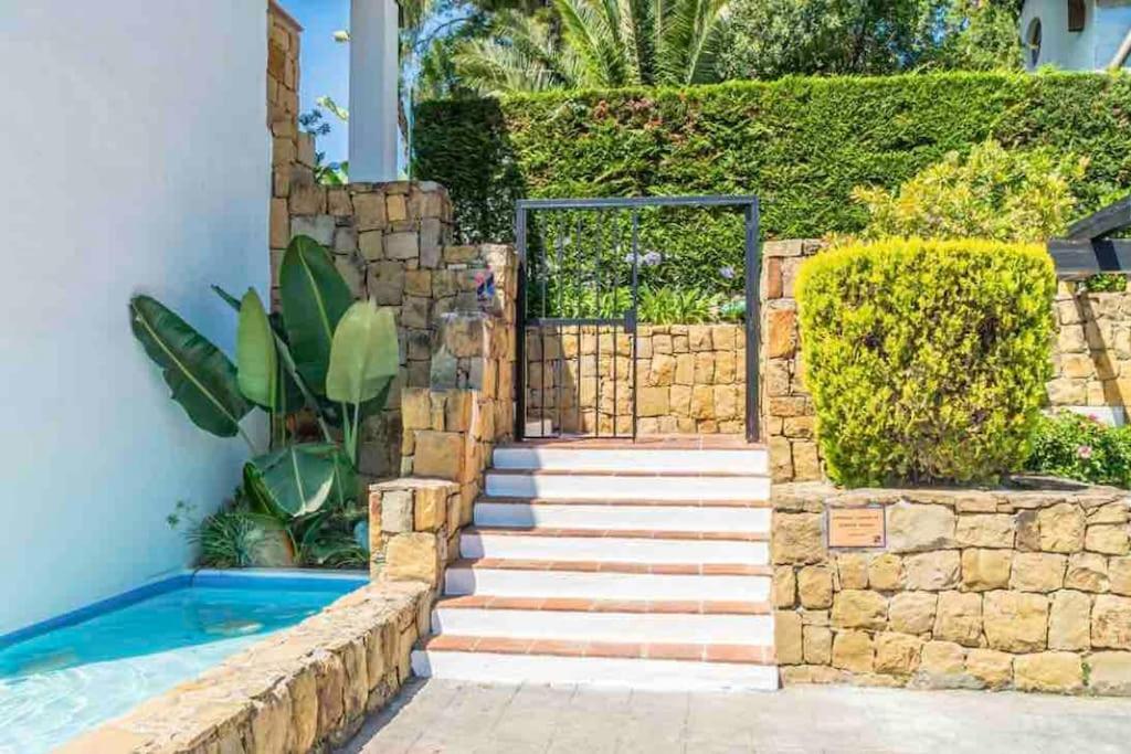 Luxury Apartamento En Rio Real ماربيا المظهر الخارجي الصورة